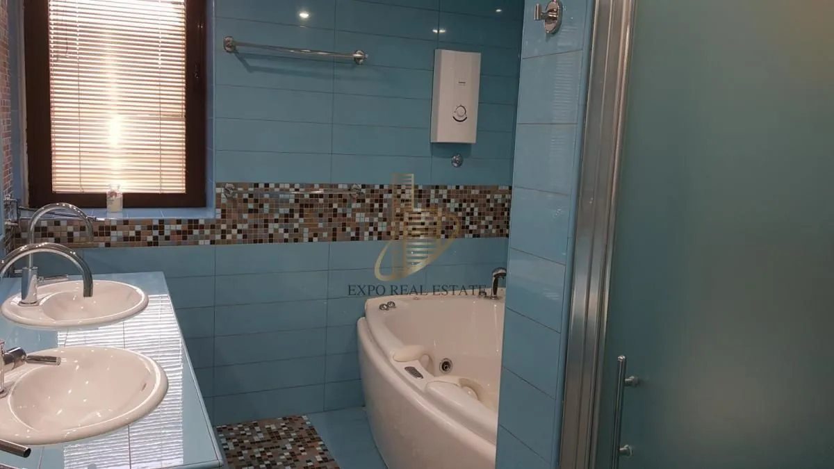 Prodaja, stan, 174m², Sajmište, Novi Sad