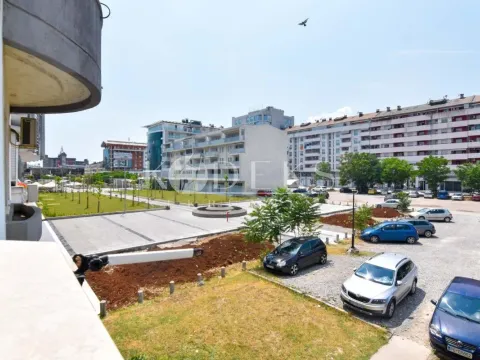 Rent, one bedroom apartment, 43m², Preko Morače, Podgorica - image 2