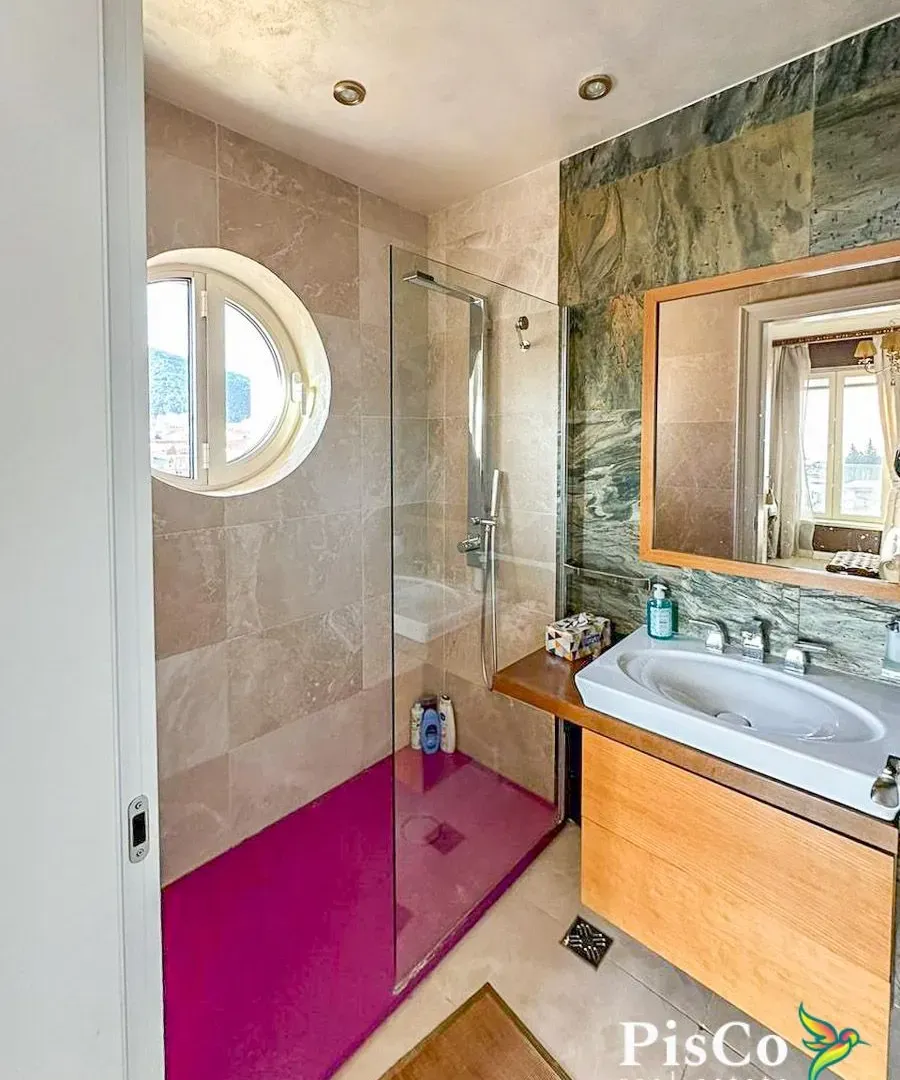 Prodaja, četvorosoban stan, 117m², Budva, Crna Gora
