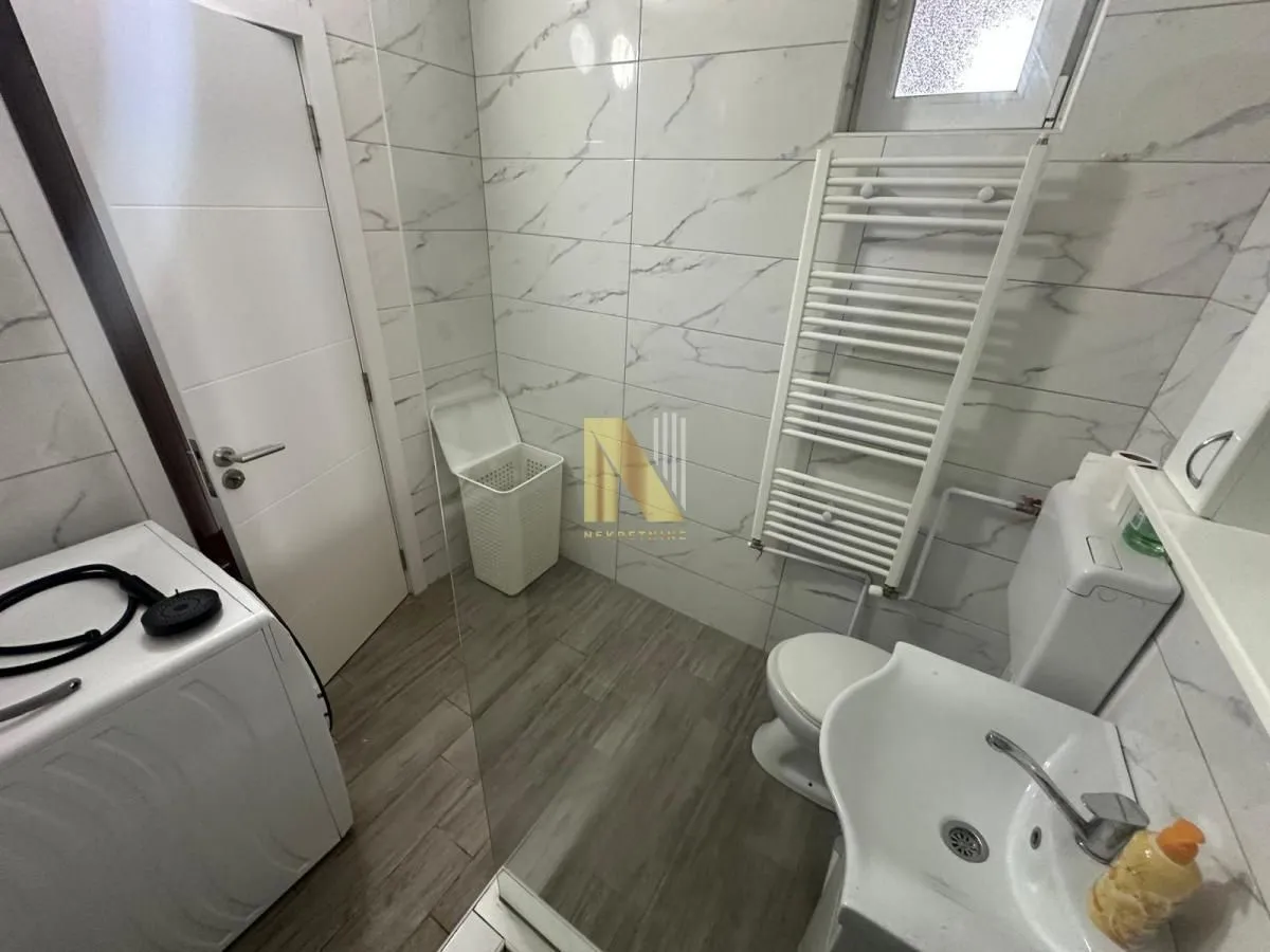 Prodaja, dvosoban stan, 63m², Bulevar Oslobodjenja, Novi Sad Sve Podlokacije