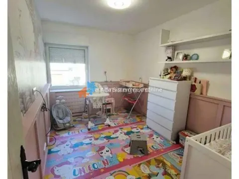 Izdavanje, četvorosoban stan, 100m², Voždovac Sve Podlokacije, Beograd - image 19