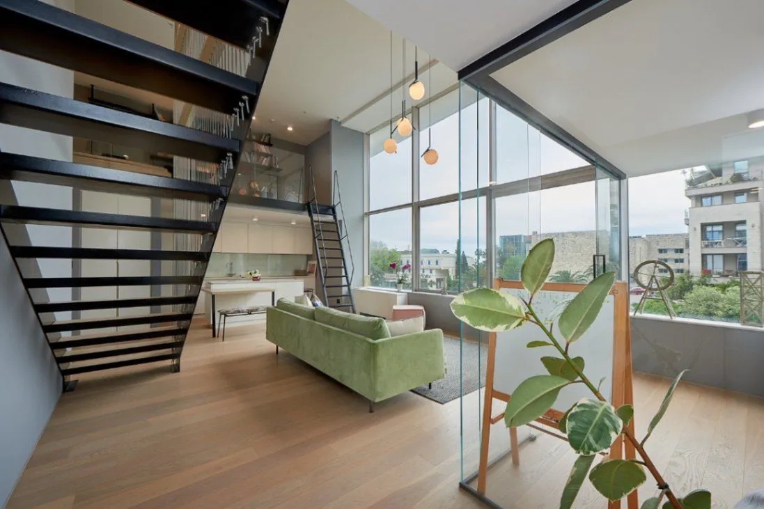 Prodaja, dvosoban stan, 90m², Centar, Budva