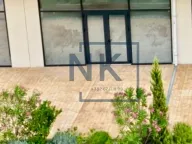 Izdavanje, poslovni prostor, 200m², City Kvart, Podgorica - image 1