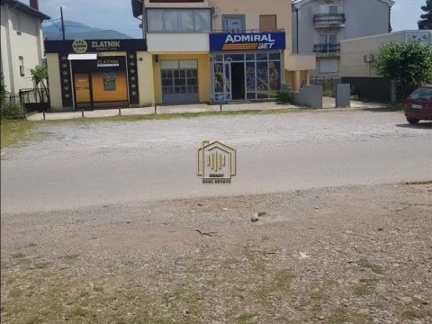 Izdavanje, poslovni prostor, 20m², Zlatica, Podgorica