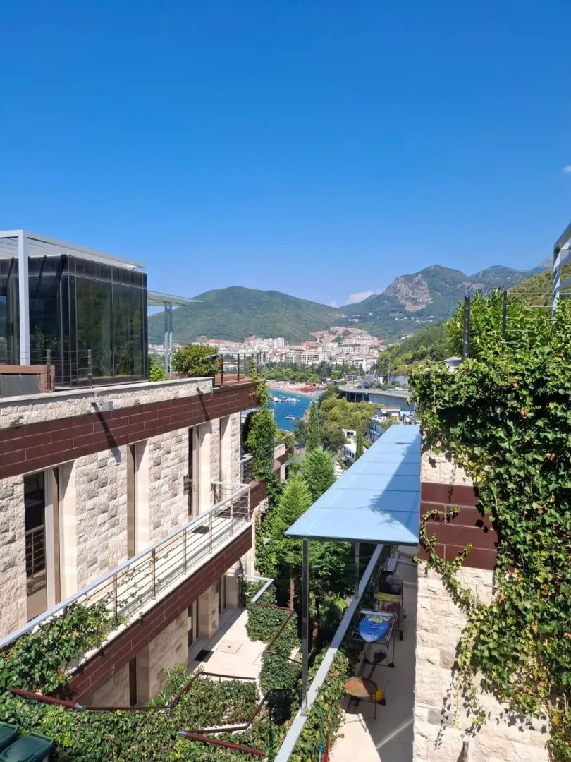 Prodaja, dvosoban stan, 160m², Boreti, Budva