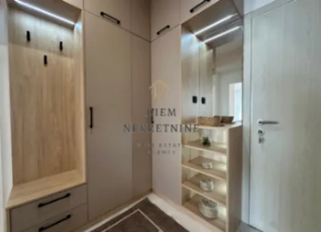 Izdavanje, dvosoban stan, 65m², Zabjelo, Podgorica - image 12