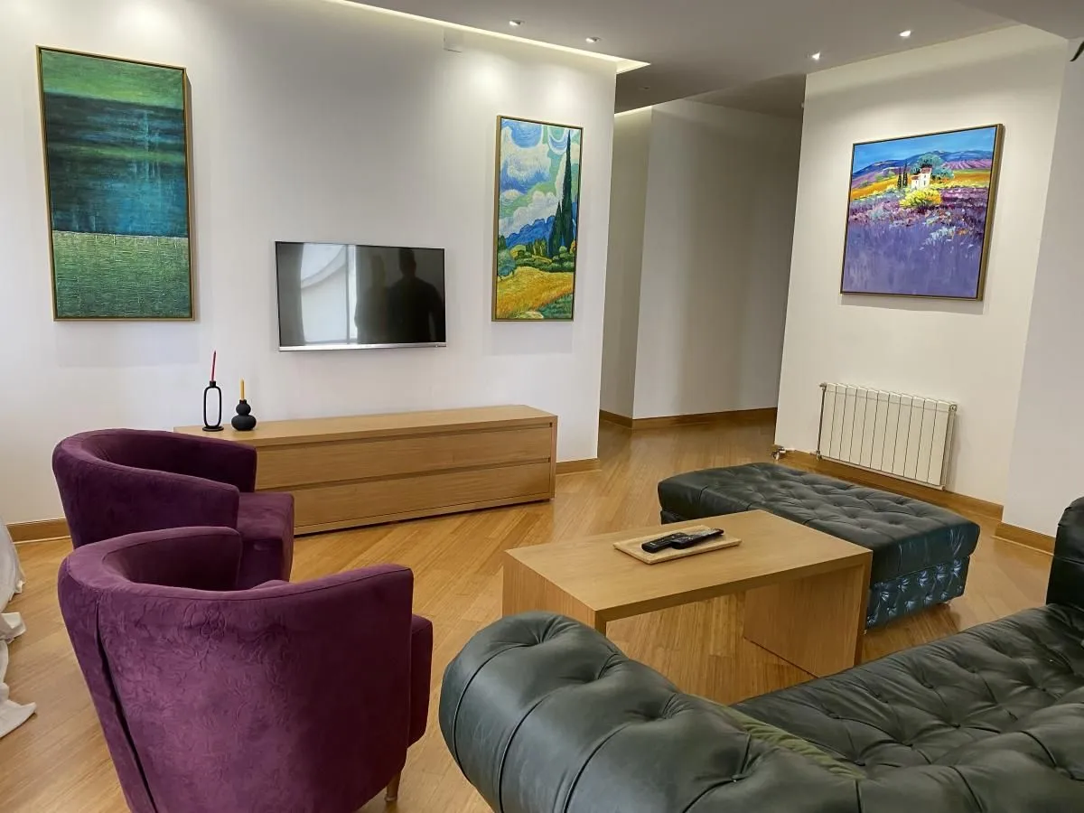 Rent, three bedroom apartment, 103m², Stari Grad, Beograd
