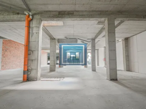 Prodaja, poslovni prostor, 315m², Voždovac Sve Podlokacije, Beograd - image 2