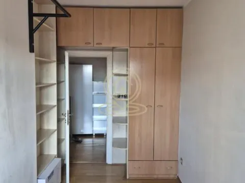 Izdavanje, četvorosoban stan, 106m², Kalenić Pijaca, Vračar Sve Podlokacije - image 9