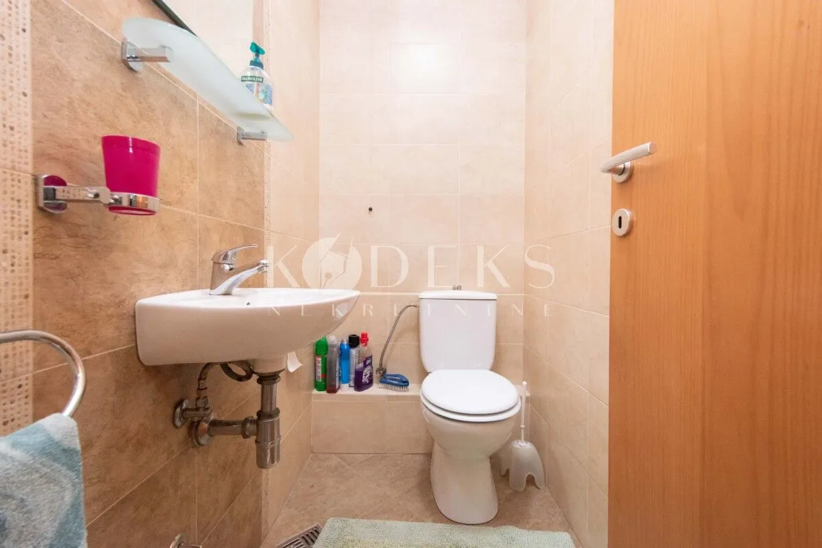 Rent, two bedroom apartment, 69m², Stari Aerodrom, Podgorica