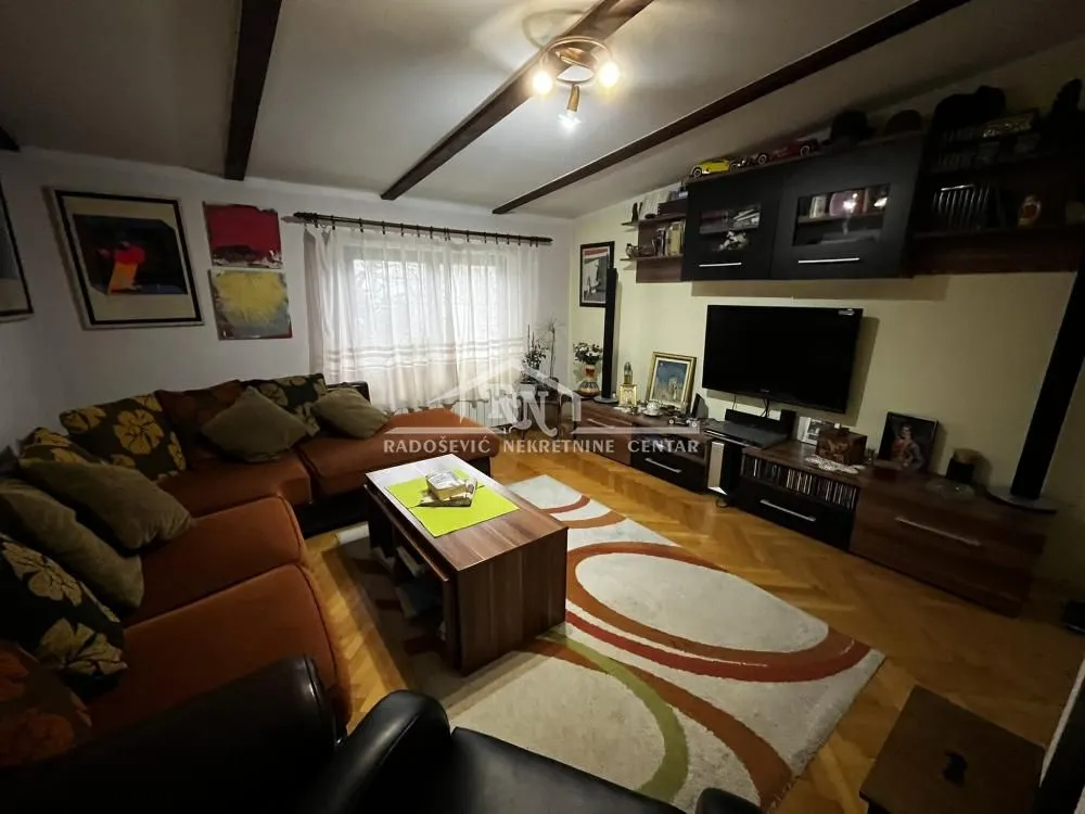 Sale, apartment, 110m², Karaburma, Palilula Sve Podlokacije