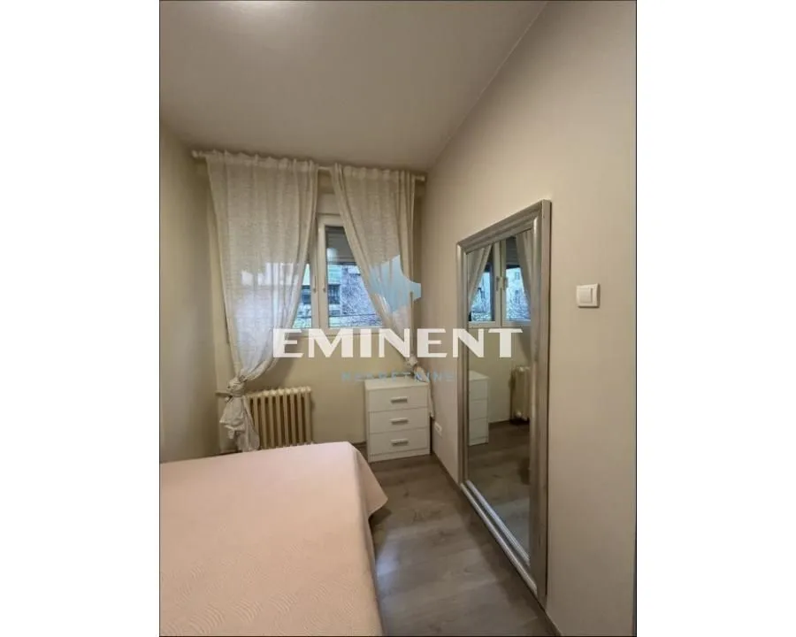 Rent, apartment, 43m², Stari Grad, Beograd
