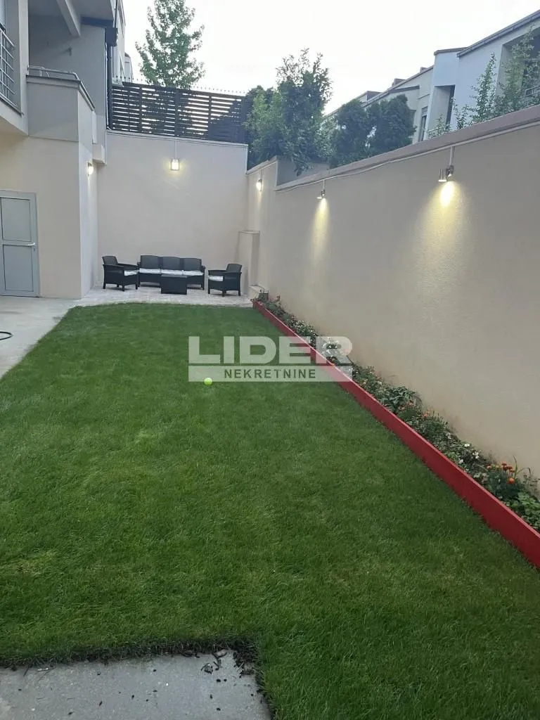 Sale, house, 195m², Banovo Brdo, Beograd