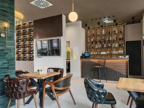 Sale, office space, 97m², Banja Vrdnik, Irig - image 2