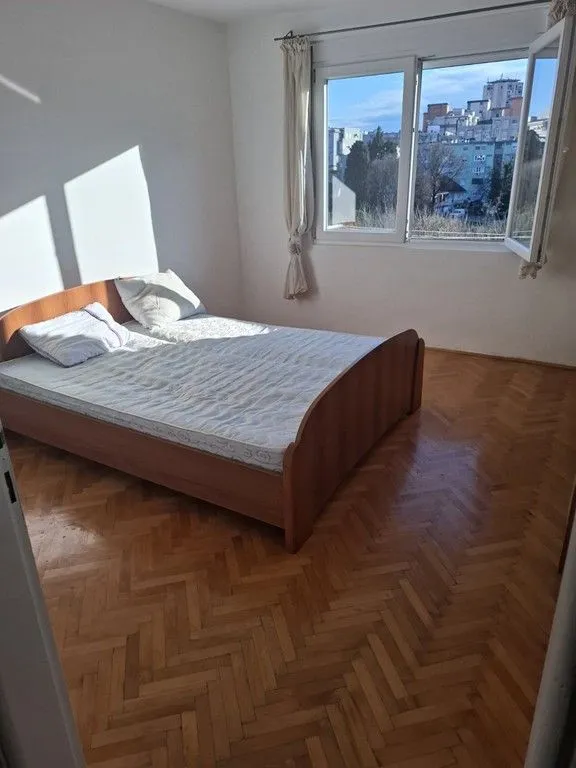 Prodaja, jednosoban stan, 42m², Centar, Podgorica