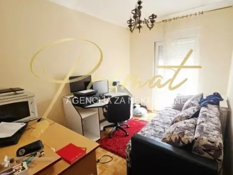 Prodaja, stan, 121m², Borča 1, Borča Sve Podlokacije - image 9