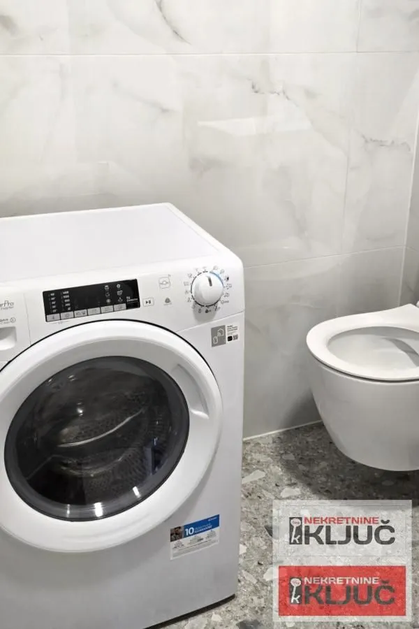 Izdavanje, jednosoban stan, 35m², Veternik, Novi Sad Sve Podlokacije