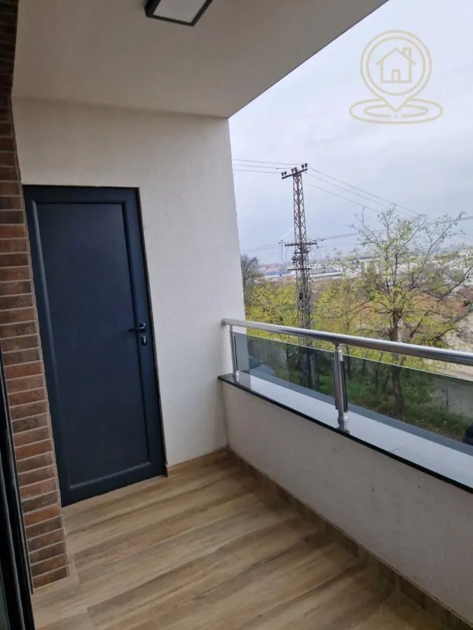 Prodaja, četvorosoban stan, 98m², Petrovaradin, Novi Sad