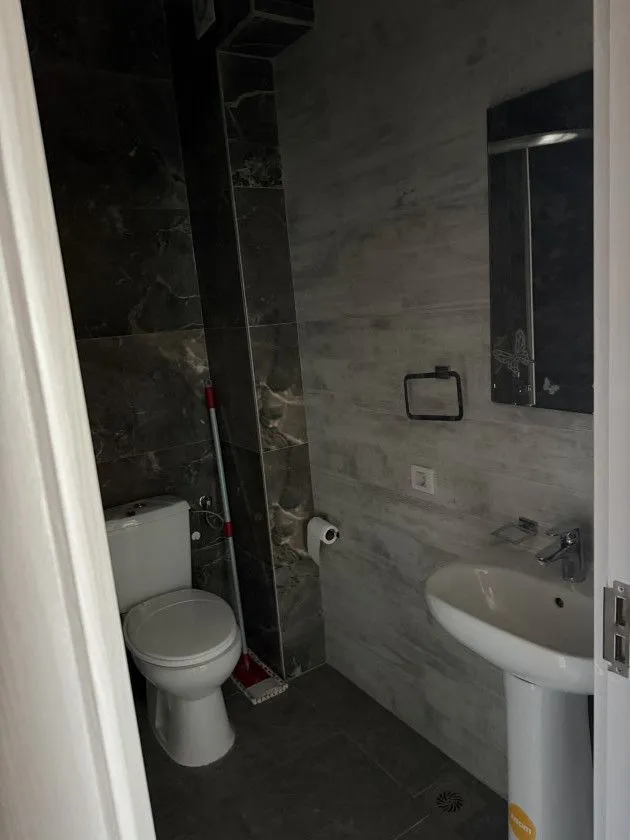 Prodaja, dvosoban stan, 46m², Dalmatinska ulica, Podgorica