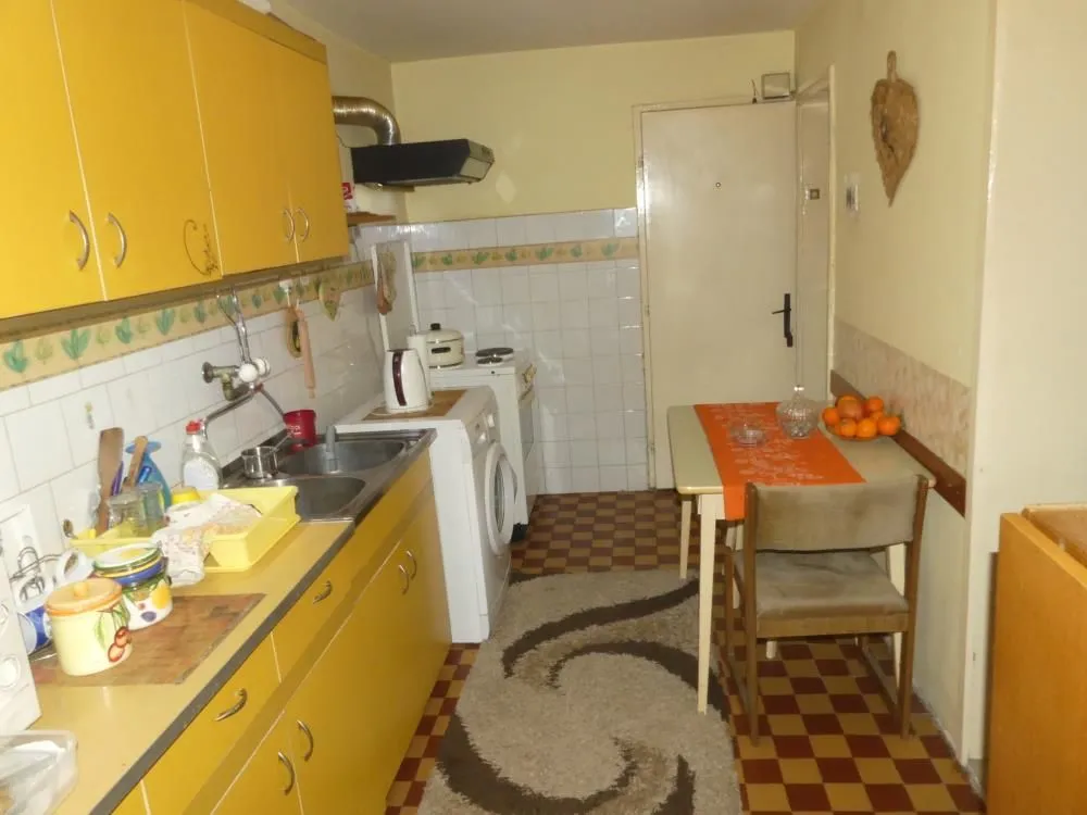 Prodaja, kuća, 240m², Tavrića obori, Jagodina