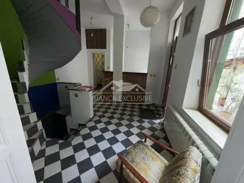 Prodaja, stan, 166m², Vračar Sve Podlokacije, Beograd - image 12