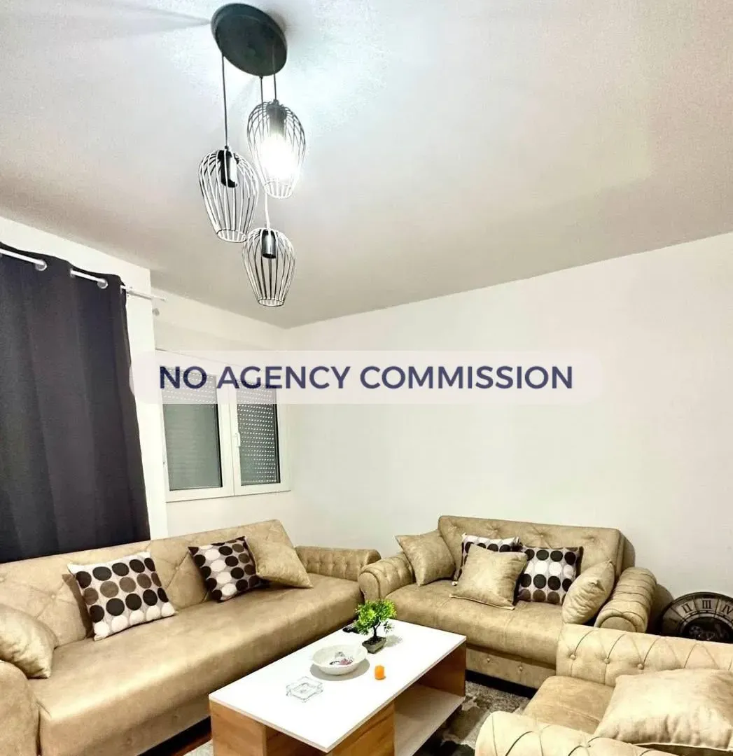 Izdavanje, dvosoban stan, 83m², Centar, Budva