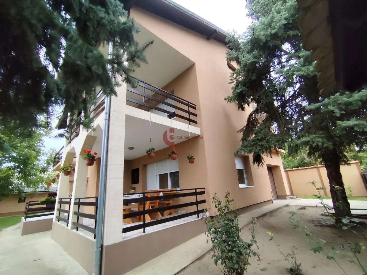 Prodaja, kuća, 183m², Bajmok, Subotica