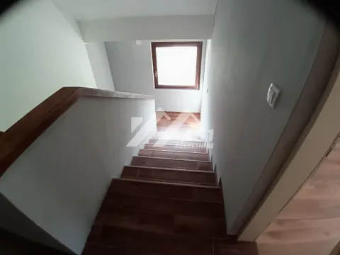 Izdavanje, kuća, 90m², Adice, Novi Sad Sve Podlokacije - image 8