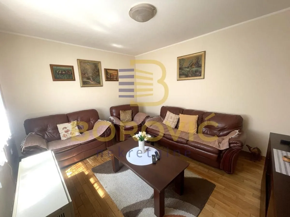 Rent, house, 80m², Surčin, Beograd