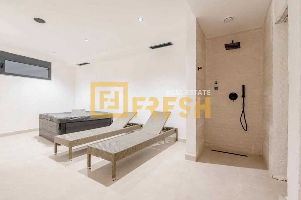 Sale, house, 240m², Budva, Crna Gora