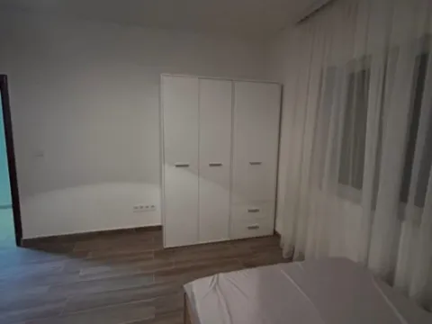 Izdavanje, dvosoban stan, 91m², Podgorica, Crna Gora - image 2