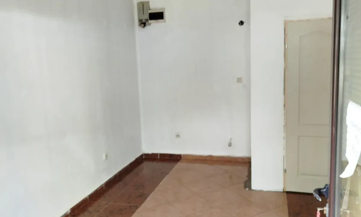 Rent, office space, 14m², Gintaš, Podgorica