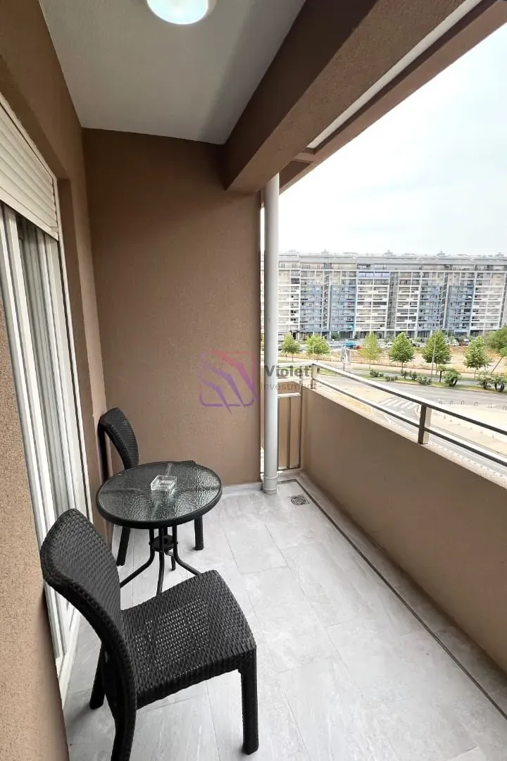 Izdavanje, jednosoban stan, 47m², Central Point, Podgorica