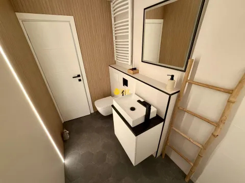 Prodaja, trosoban stan, 85m², Višnjička Banja, Palilula Sve Podlokacije - image 8
