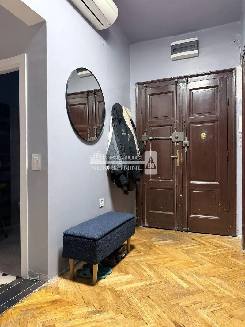 Prodaja, četvorosoban stan, 153m², Stari Grad, Beograd