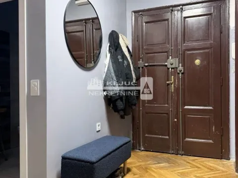 Sale, four bedroom apartment, 153m², Stari Grad, Beograd - image 18