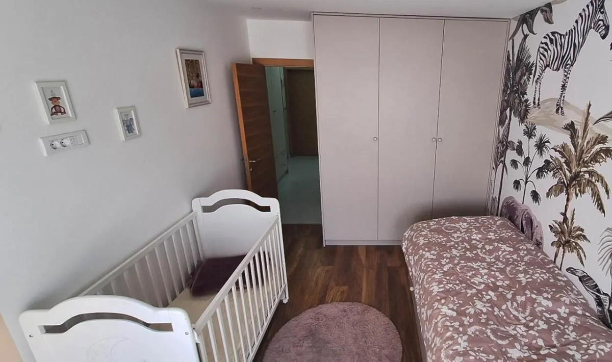 Prodaja, trosoban stan, 89m², Podgorica, Crna Gora