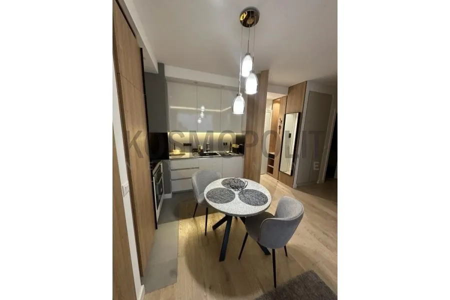 Rent, two bedroom apartment, 52m², Savski Venac, Beograd