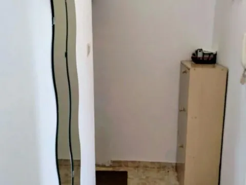 Rent, apartment, 33m², Stara Varoš, Podgorica - image 3