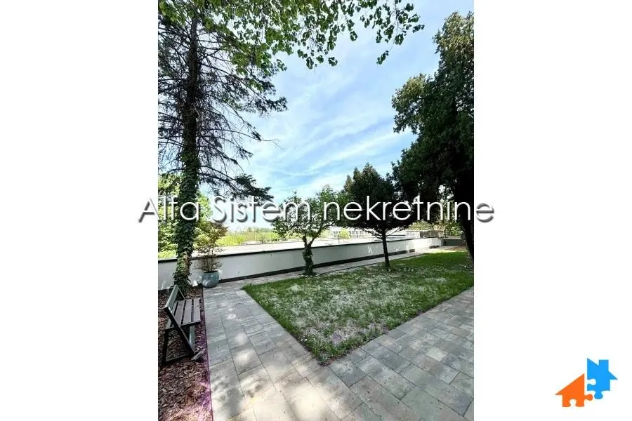 Izdavanje, stan, 200m², Senjak, Beograd