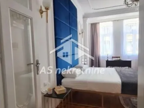 Rent, three bedroom apartment, 94m², Savski Venac, Beograd - image 14