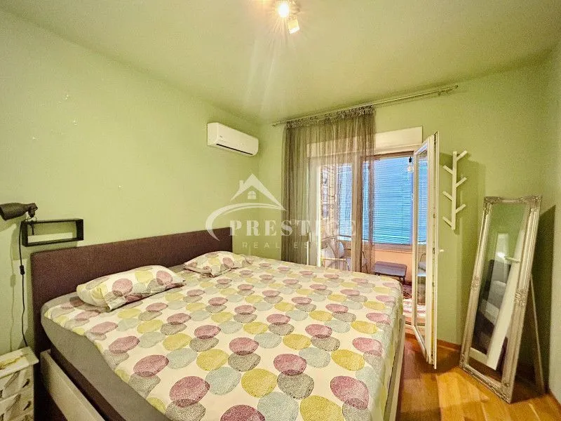 Izdavanje, dvosoban stan, 74m², City Kvart, Podgorica