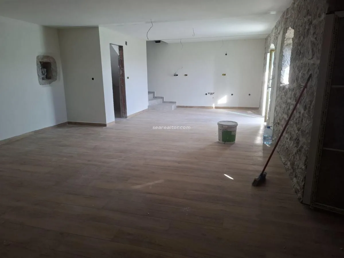 Prodaja, kuća, 138m², Zagora, Kotor