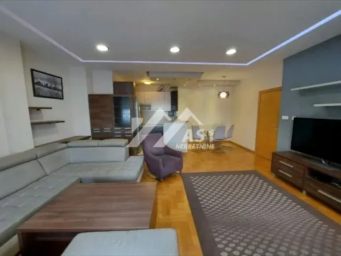 Izdavanje, trosoban stan, 73m², Podbara, Novi Sad Sve Podlokacije
