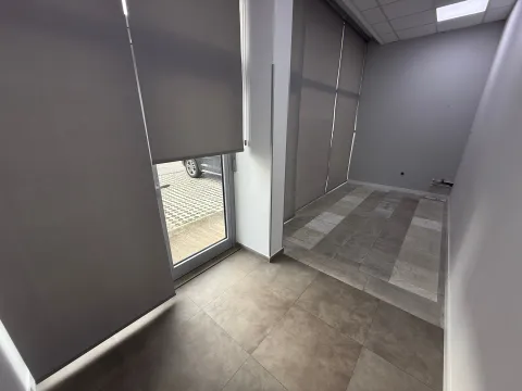 Rent, office space, 130m², Blok 9, Podgorica - image 7