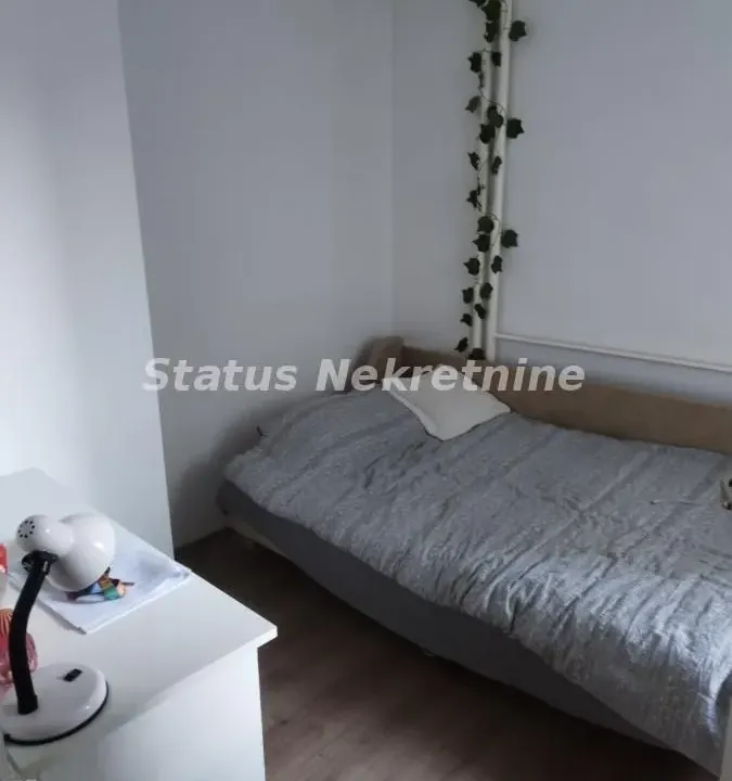 Izdavanje, dvosoban stan, 40m², Grbavica, Novi Sad Sve Podlokacije