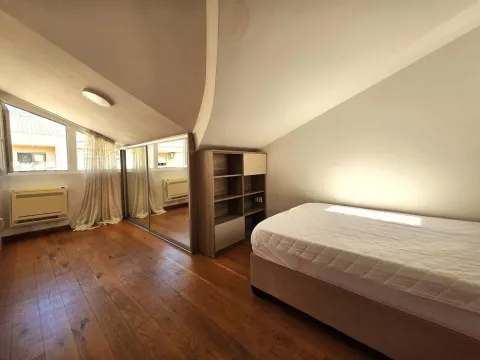 Rent, two bedroom apartment, 75m², Stara Varoš, Podgorica - image 9