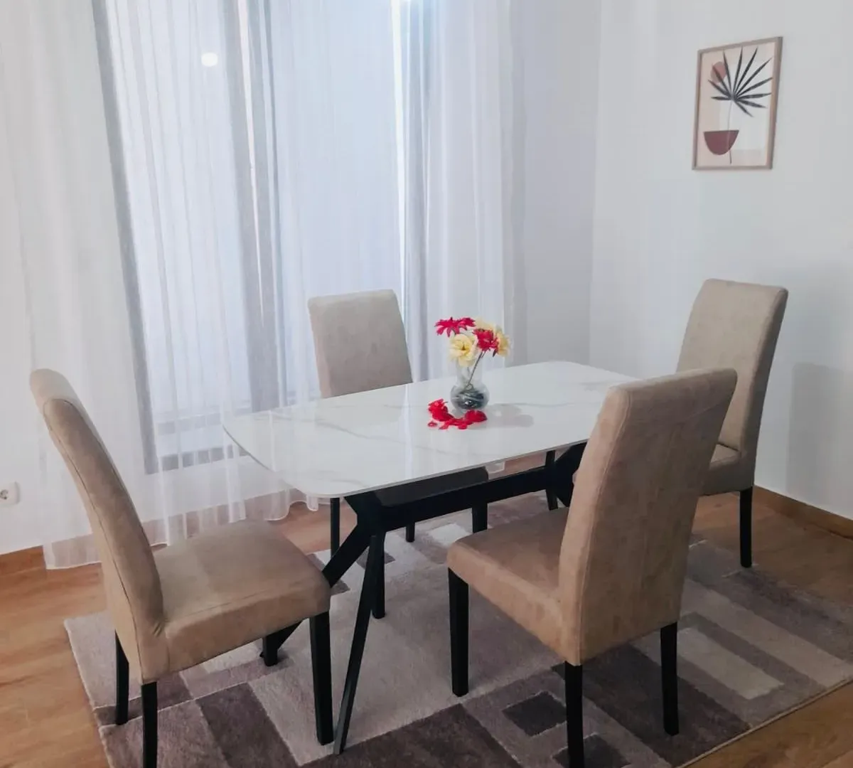 Rent, one bedroom apartment, 59m², Boreti, Budva