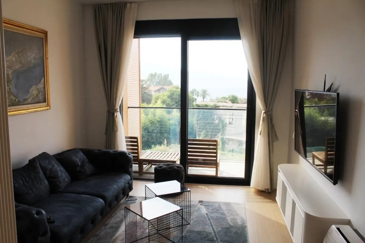 Prodaja, jednosoban stan, 50m², Tivat, Crna Gora