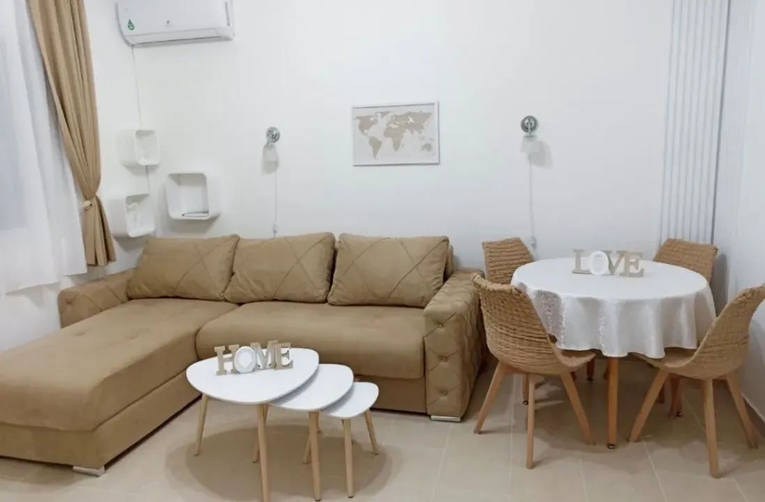 Sale, studio apartment, 24m², Autobuska stanica, Podgorica